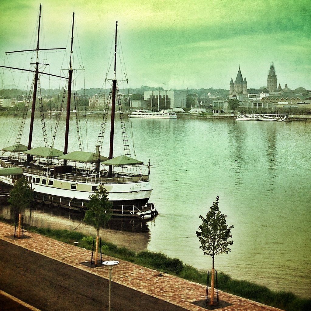 20120510-063239.jpg